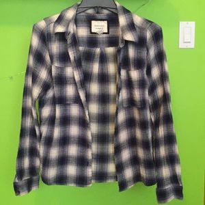 💙 Blue and white flannel 💙